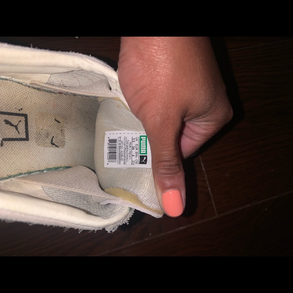 Puma - Picture 3 of 3